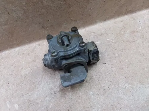 Honda CB650SC Nighthawk CB650-SC Gas Valve Petcock 1983 1984 1985 AP-2