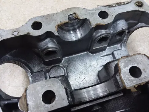 Honda XR200-R XR200 Engine Cylinder Head Rocker Cam Case Cover 1985 AP-108 PA