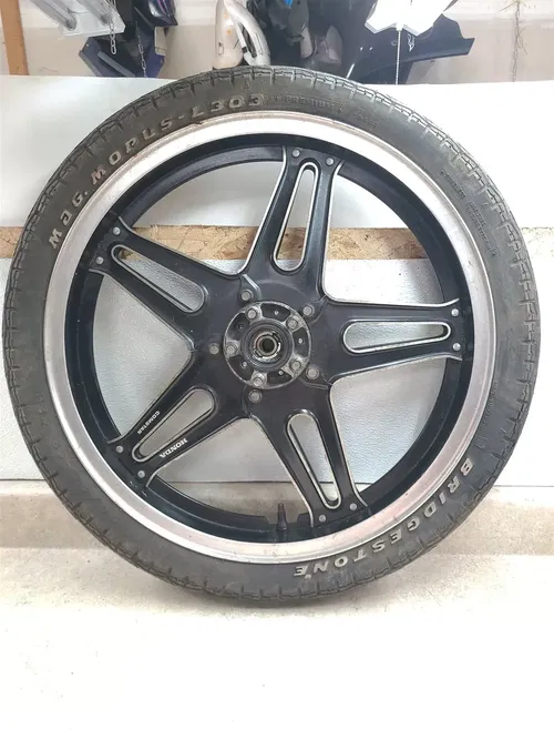 Honda 500 CX CX500-CUSTOM Mag Front wheel Rim 1979 PA AP-113
