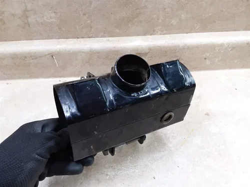 Yamaha CS1 CS3 200 Original Air Box Housing RP