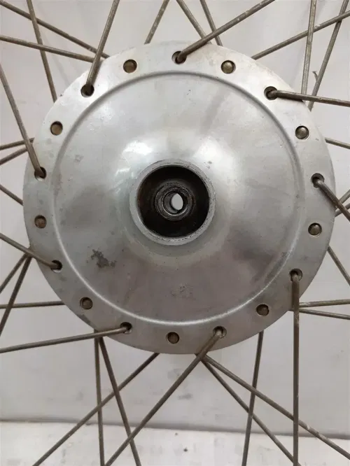 Suzuki 185 TS TS185 Good Chrome Front Wheel rim 1974 PA AP-132