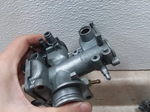 Honda CB750-A Hondamatic Carb Left Outside Body 1976 1977 1978 #65 UO AP-407