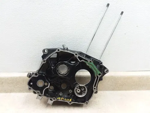 Honda XR200-R XR200 Engine Right Crankcase 1985 AP-108 PA
