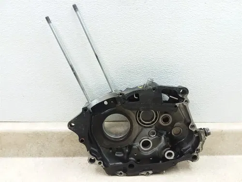 Honda XR200-R XR200 Engine Right Crankcase 1985 AP-108 PA