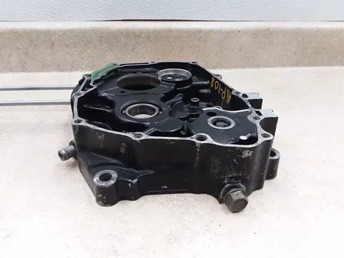 Honda XR200-R XR200 Engine Right Crankcase 1985 AP-108 PA