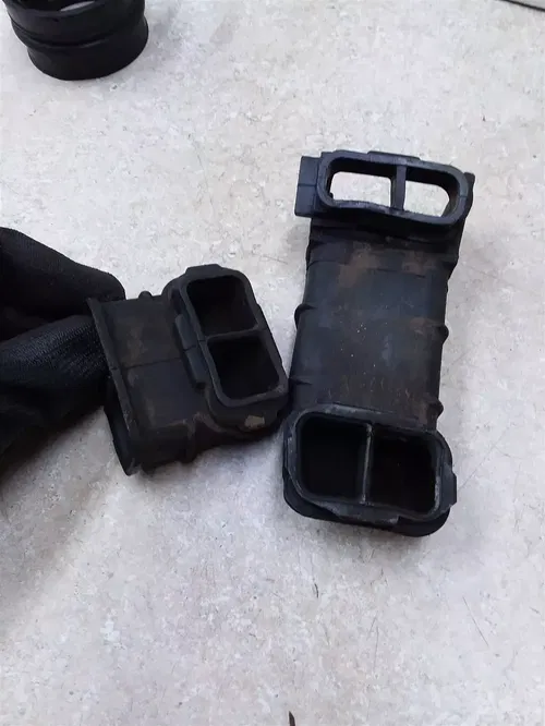 Yamaha 500 XT500 TT500 Air Box Boot Set 1976 1977 1978 1979 RP-8
