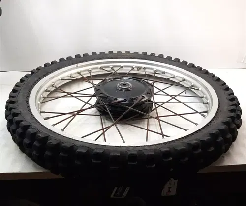 Suzuki 250 RS RS250 AHRMA Front Wheel rim 1980 1981 AP-93