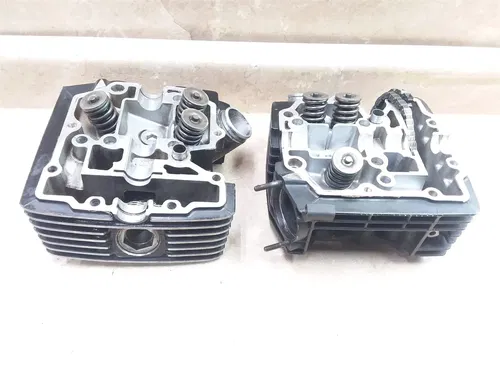 Honda 700 SHADOW VT700 Engine Cylinder Head Set 1984 PA AP-344