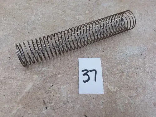 Yamaha XJ1100 Maxim Carb Carburetor Slide Spring #37 1982 AP-273