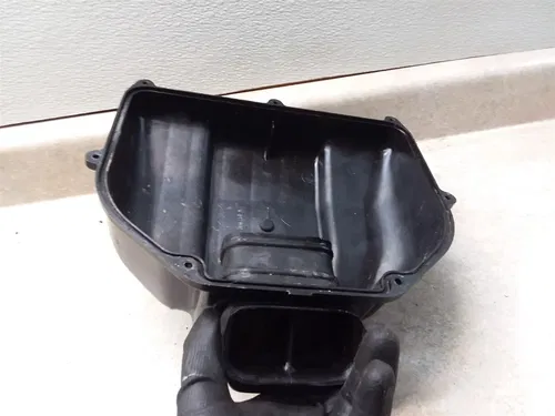 Honda 700 VFR VFR700 Air Box Filter Cover 1987 PA AP-322