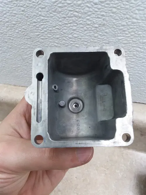 Suzuki GS650-G-E Carburetor Nice Float Bowl 1981-1983 #7 SA AP-416