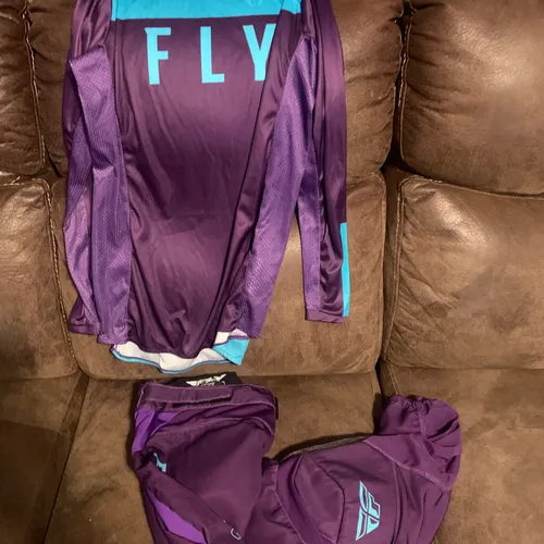 Women's Fly Racing Set- Size S-9/10