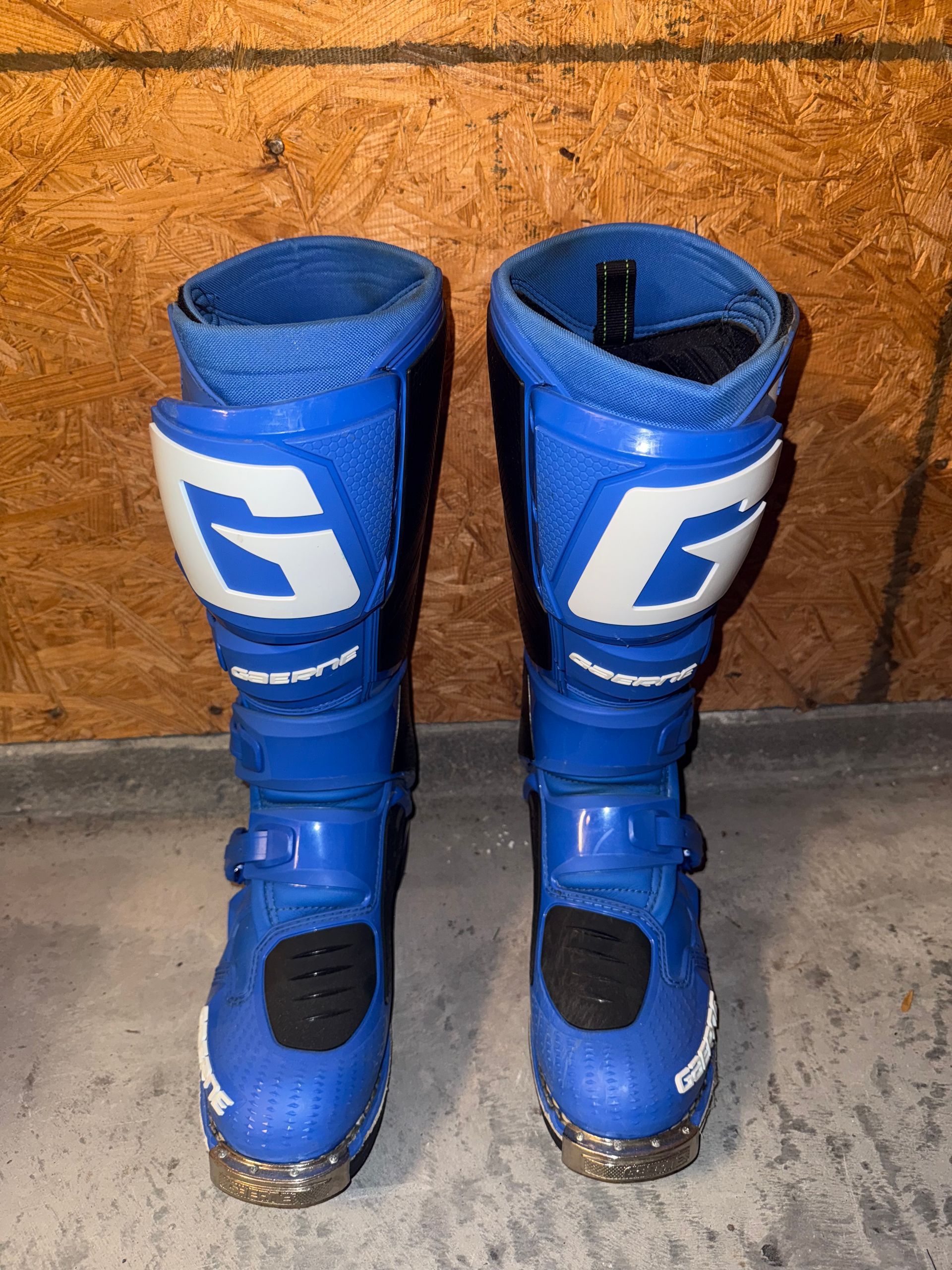 Gaerne SG-12 Enduro Boots

Size 9