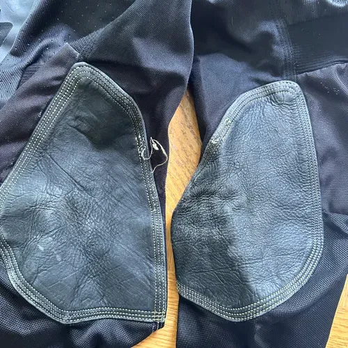 Seven Pants