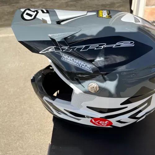 6d ATR2 Helmet