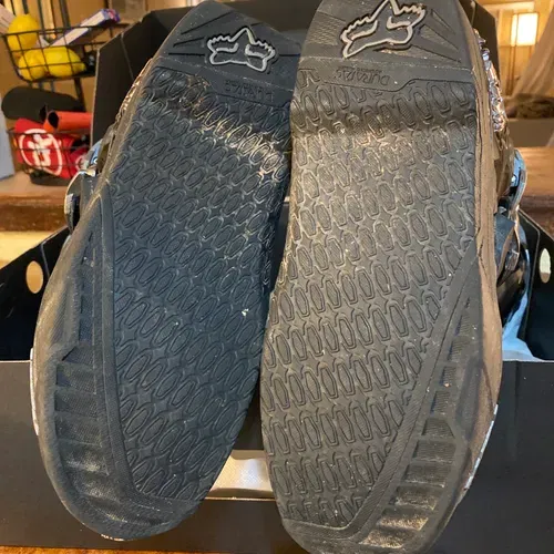 Fox Instinct Boot Size 10 
Used