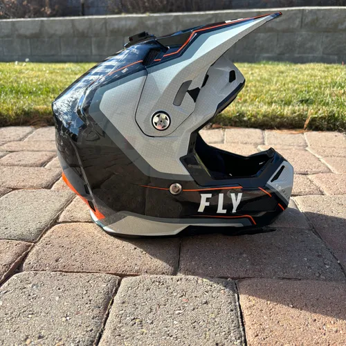 Fly Carbon Formula Helmet