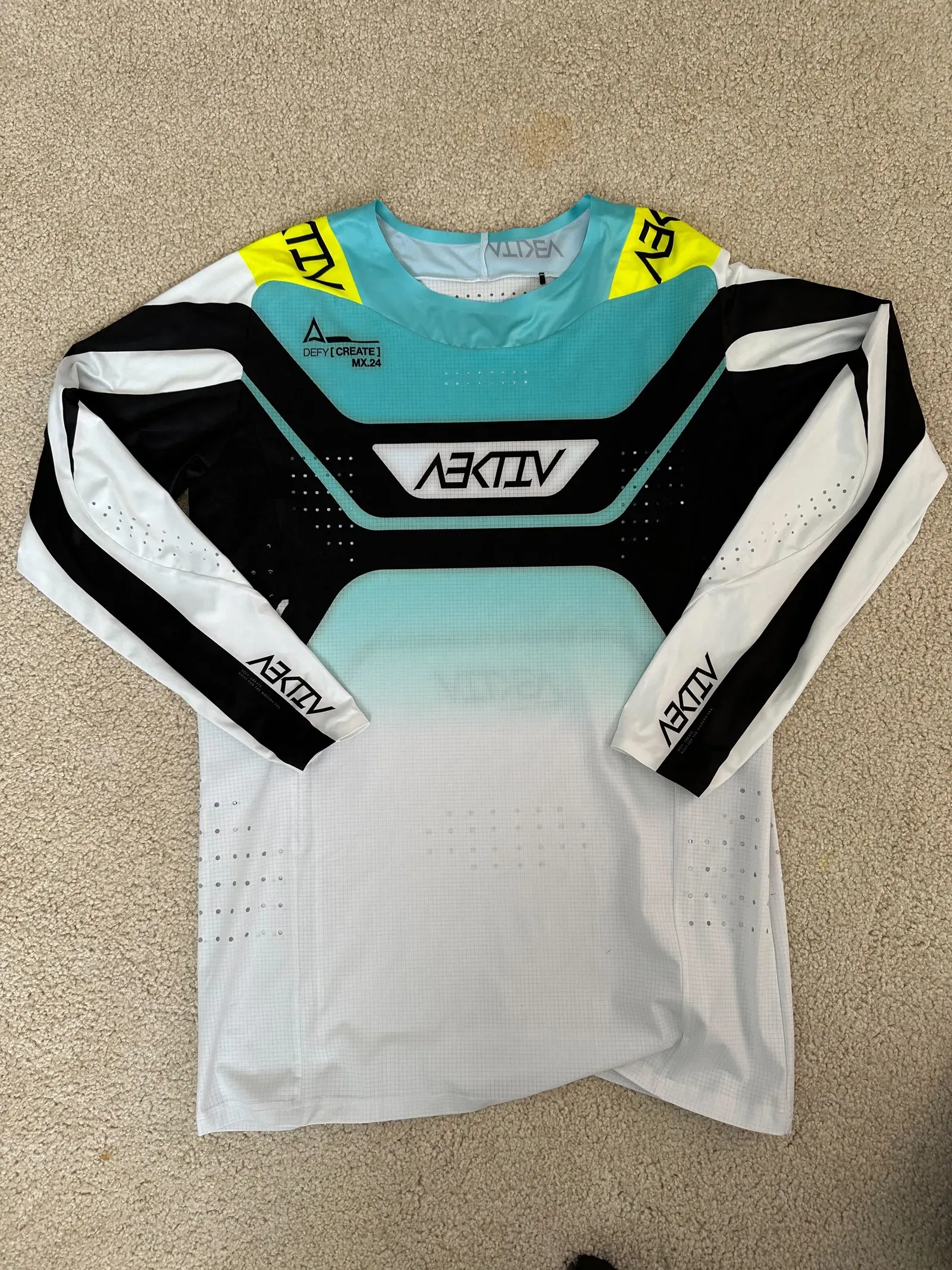 Nick Tomasunas #999 Aektiv Autographed Jersey