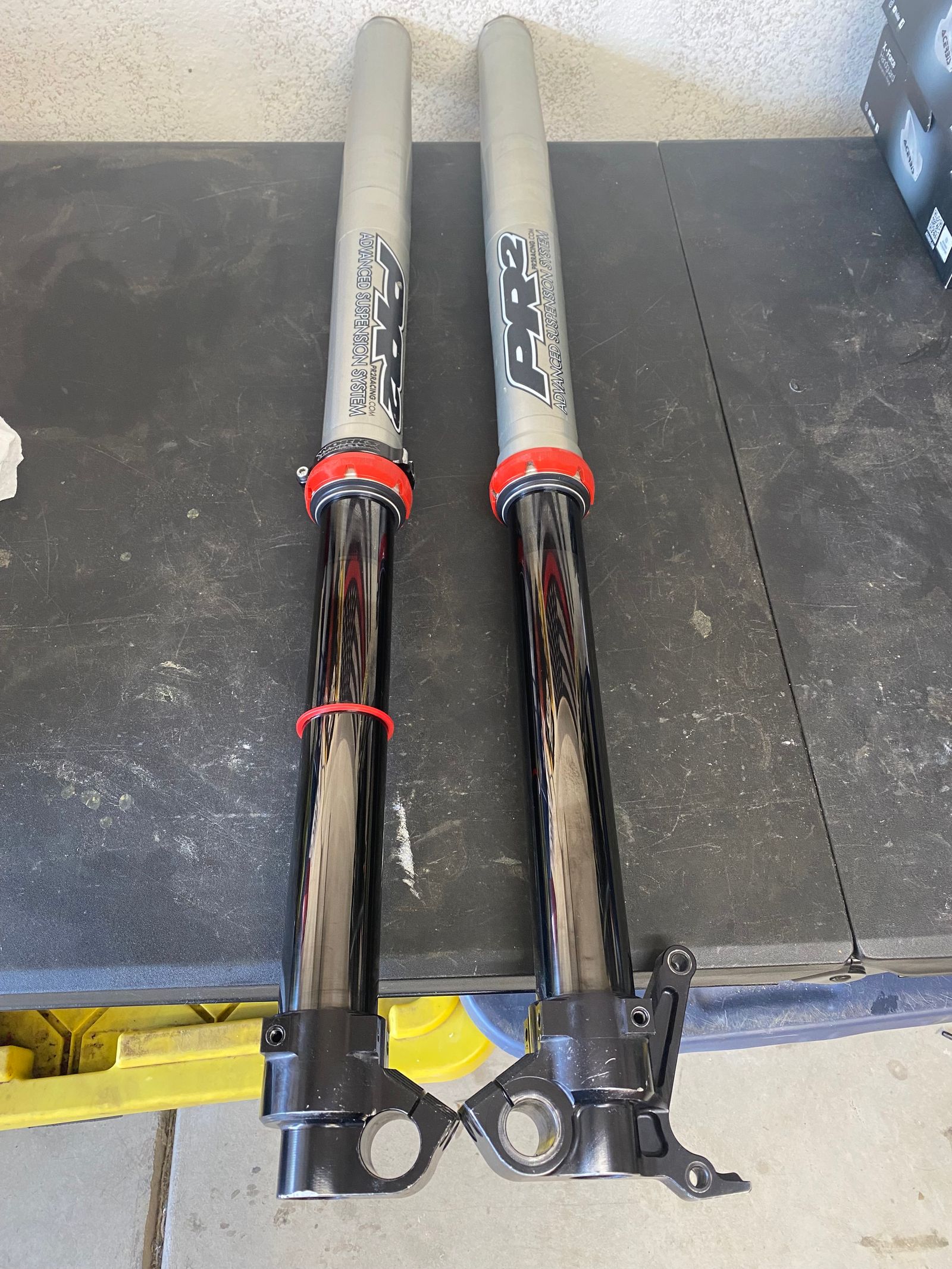 WP / KYB Technical Touch Suspension MX Locker