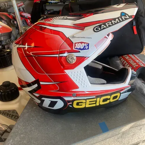 6d race worn geico honda autographed helmet