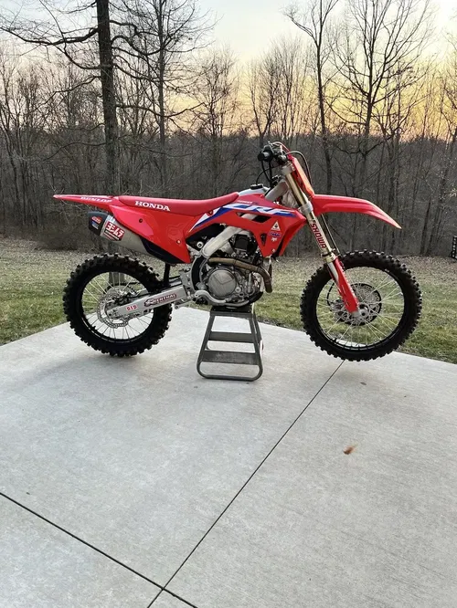 2021-2024 HONDA CRF450R CRF250R OEM Swingarm 52200-MKE-AF0 Swing Arm #0626