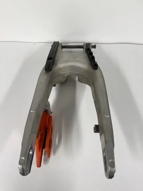 2024 KTM 250 SX-F  Swingarm OEM Rear Swing Arm  Link SXF XCF SX XC #5417