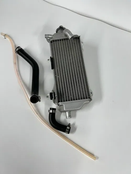 2018-2022 Yamaha YZ450F OEM Right Radiator BR9-12461-00-00 YZ250F 19-23 #4444