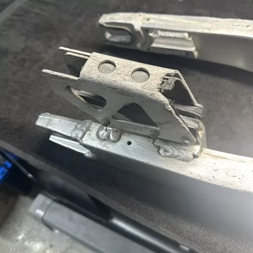2007 SUZUKI RMZ450 REAR SWINGARM SWING ARM SUSPENSION PIVOT