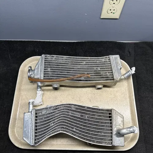 2011 KTM 250 350 450 XCF SXF Radiator Set