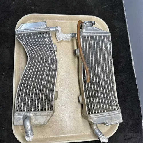 2011 KTM 250 350 450 XCF SXF Radiator Set
