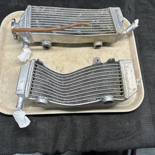 2011 KTM 250 350 450 XCF SXF Radiator Set