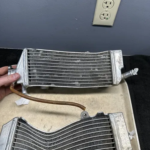 2011 KTM 250 350 450 XCF SXF Radiator Set