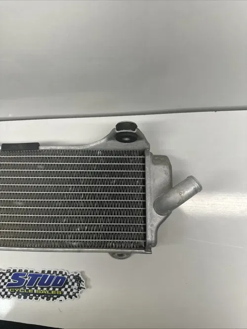 2018 - 2022 Yamaha YZ450F OEM Left Radiator BR9-1240A-00-00 YZ250F 19 - 23