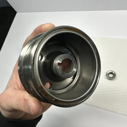 2007 Suzuki Rmz450 Stator Magneto Rotor Flywheel Nut