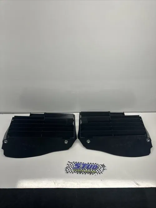 2020 Yamaha YZ450FX Radiator Guard Louver Set New OEM