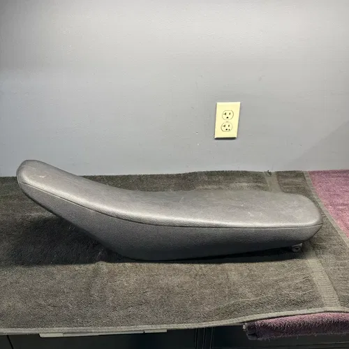 RMZ450 STEP SEAT SUZUKI RMZ 450 (2005-2007) Seat Base Seat Cover