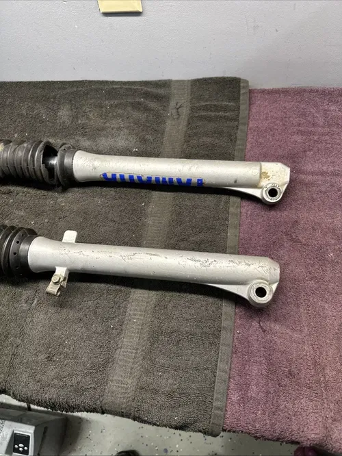 2003 YAMAHA TTR 125 TTR125 FRONT FORKS