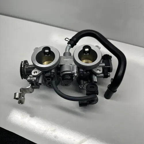 2024 KAWASAKI NINJA 500 ABS MAIN FUEL INJECTORS THROTTLE BODIES BODY INJECTOR