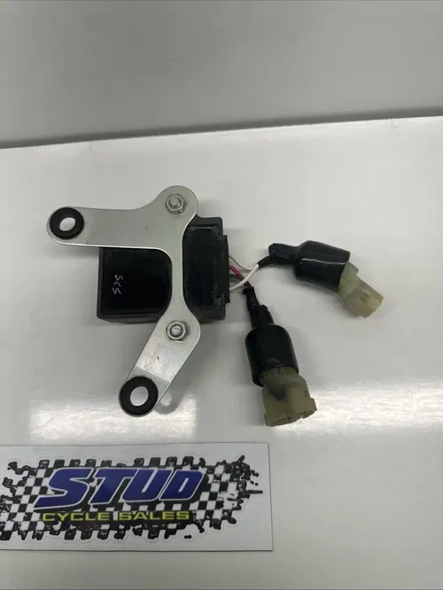 2020 Yamaha YZ450F Voltage Regulator OEM Genuine B7B-81960-00-00