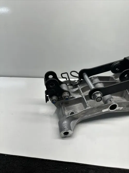 2024 KAWASAKI NINJA 500 OEM ENGINE MOTOR MOUNT STAY SWINGARM SHOCK REAR