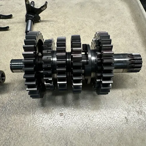 2011 KTM 250 SXF Transmission Shafts with Gears Shift Forks and Drum