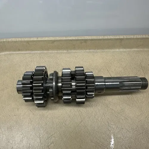 2024 KTM 250SXF Transmission Tranny Engine Gears Shaft Spindle OEM 250 SXF