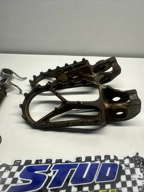 2022 GasGas MC250F OEM FOOTPEGS Foot Stand Rest 79003040033