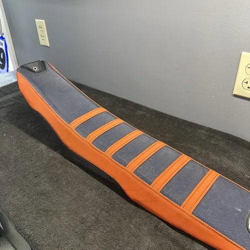 Guts racing complete seat 2024 KTM 250 SXF sx xc xcf excf Husqvarna Gas Gas