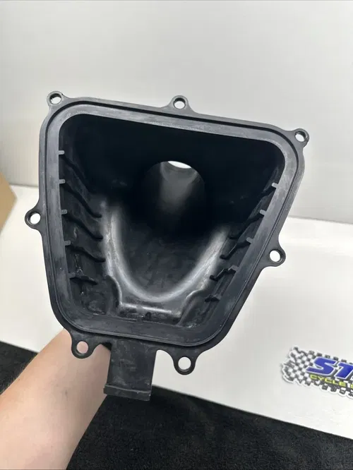 2021 YAMAHA YZ250F OEM AIRBOX BOOT CLEANER FILTER BOX B7B-14453-10-00