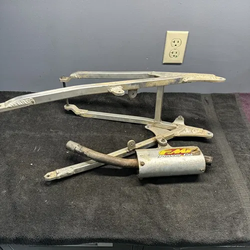 96-00 (?) Suzuki RM125 RM 125 Subframe Sub Frame Rear Seat Mount FMF Powercore