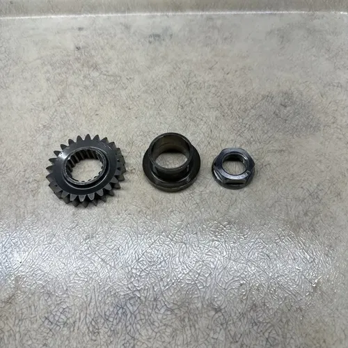 2023 KTM 250SXF Primary Drive Main Gear Nut Bolt OEM Bushing Assembly 250 SXF