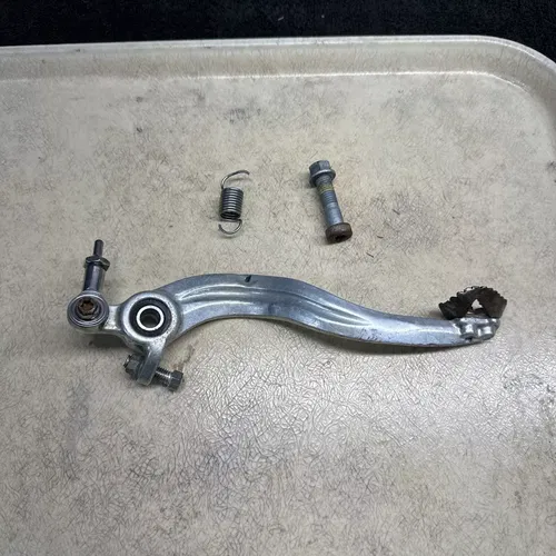 2011 KTM SXF 250  REAR BRAKE PEDAL LEVER (B) 11 SXF250 SX-F