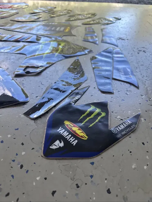 Authentic Star Racing Yamaha Professional Race Team Graphics Kit Robertson