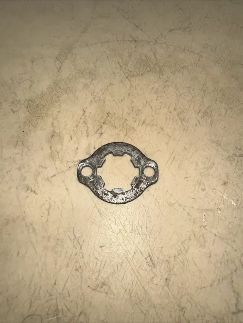 2004 Front Sprocket Holder Retainer TTR 125 TTR125L